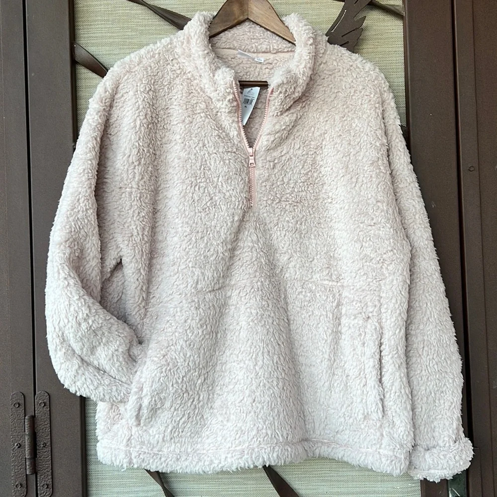 🧸 New Gap Super Soft Teddy Sherpa Sweatshirt 🧸 - Picture 3 of 10
